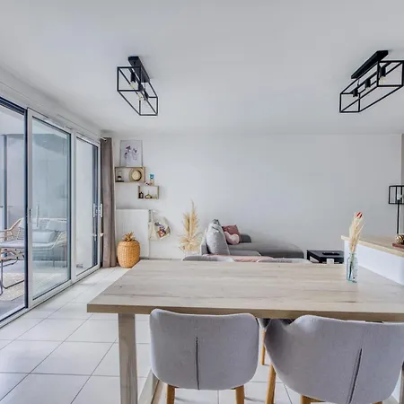 Apartamento Beautiful In The Heart Of