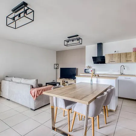 Apartamento Beautiful In The Heart Of